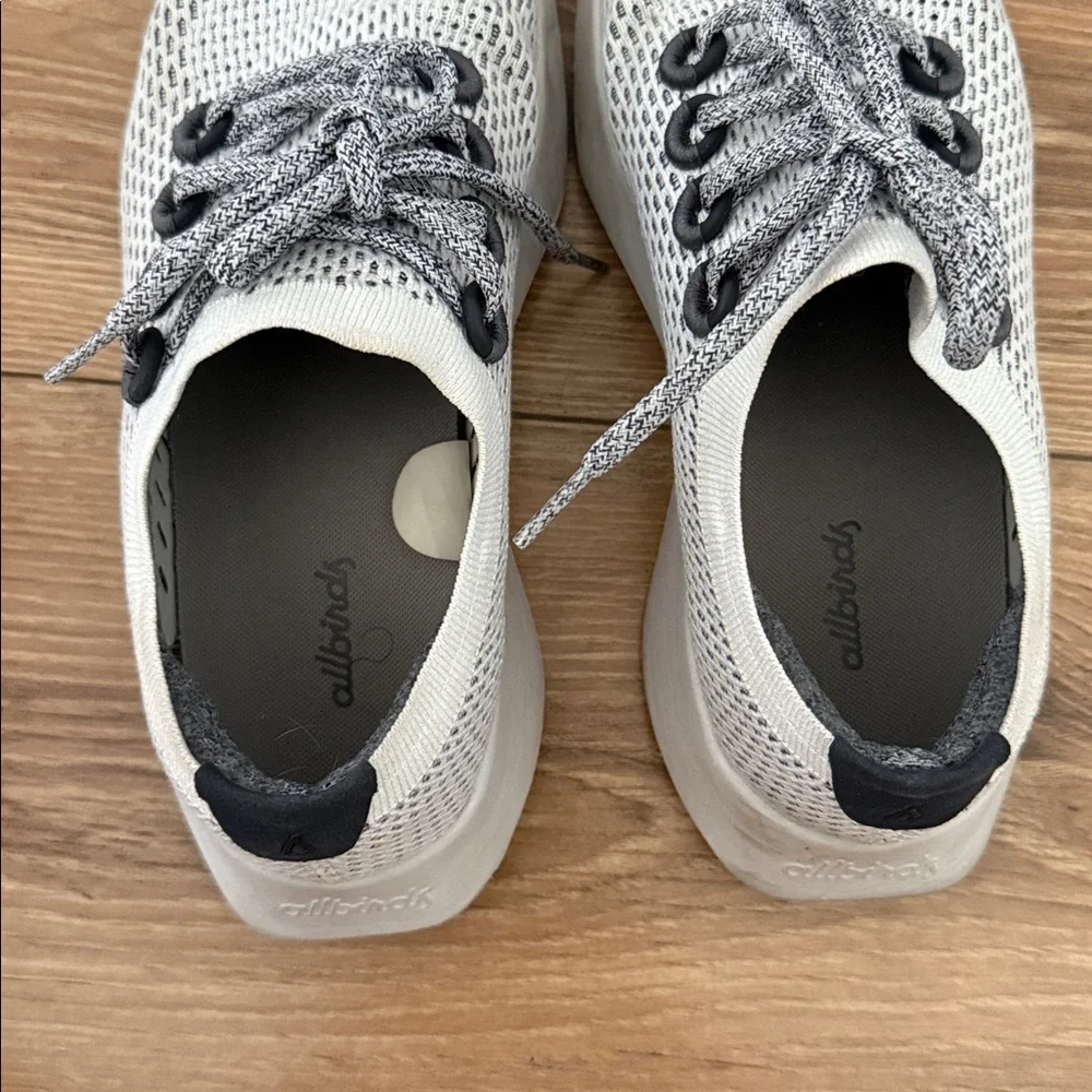 ALLBIRDS - Picture 3 of 6